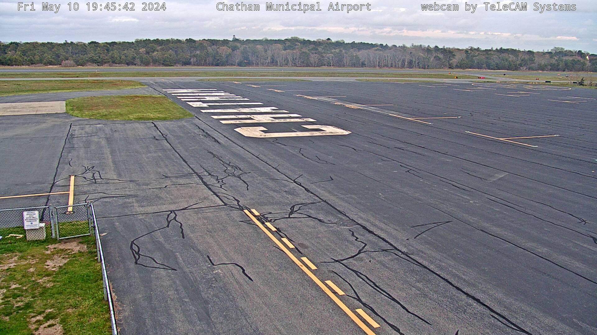 USA Chatham Municipal Airport webcam