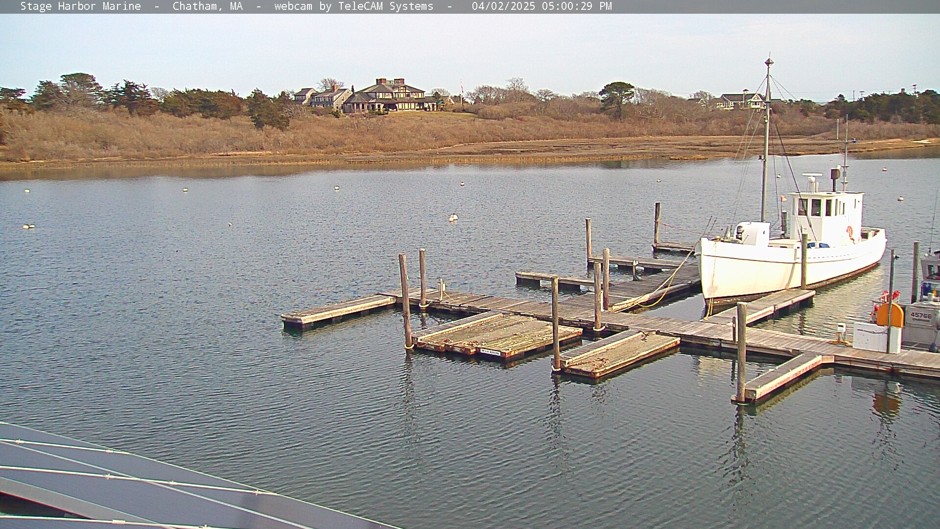 USA Chatham Pier with boats webcam